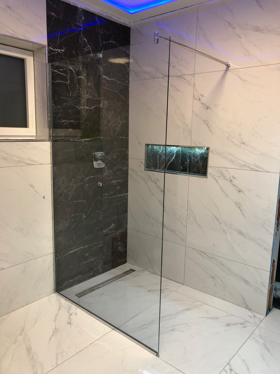 Glasduschwand von Showersolution